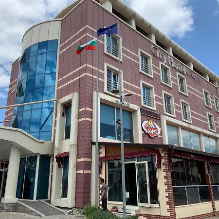 Hotel Free Parking