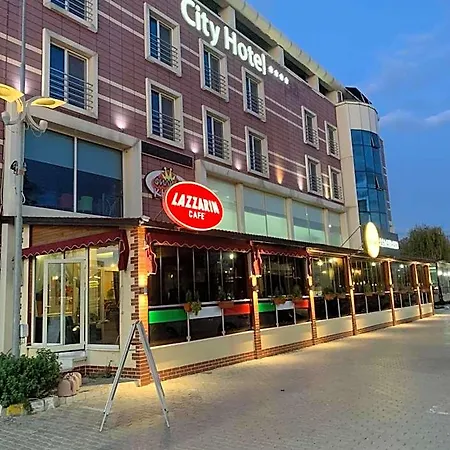 City Hotel